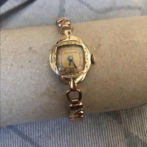 Vintage 1950s Bulova gold bracelet watch